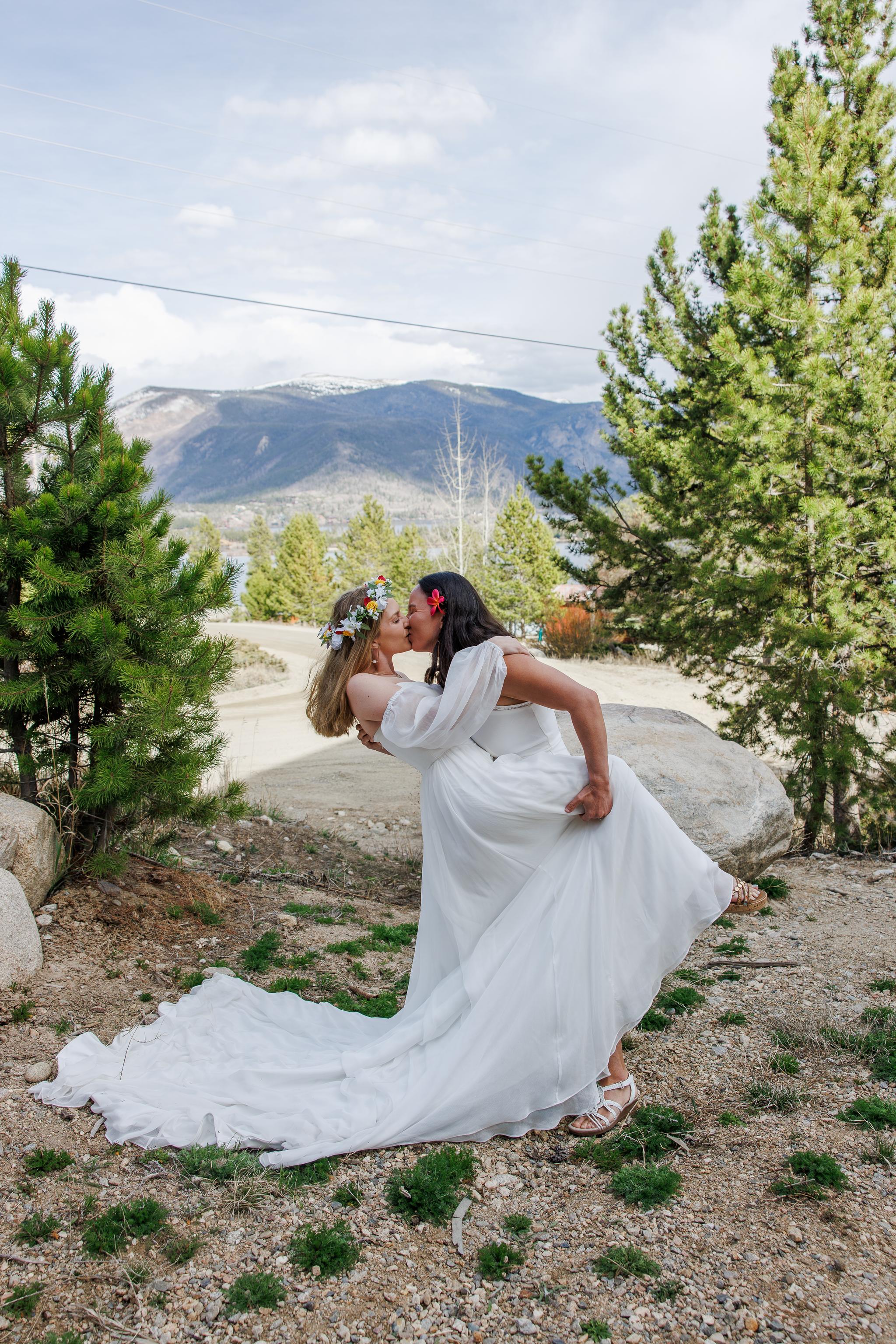 Grand Lake Colorado Wedding: Kanani and Mallory's Intimate Wedding Day
