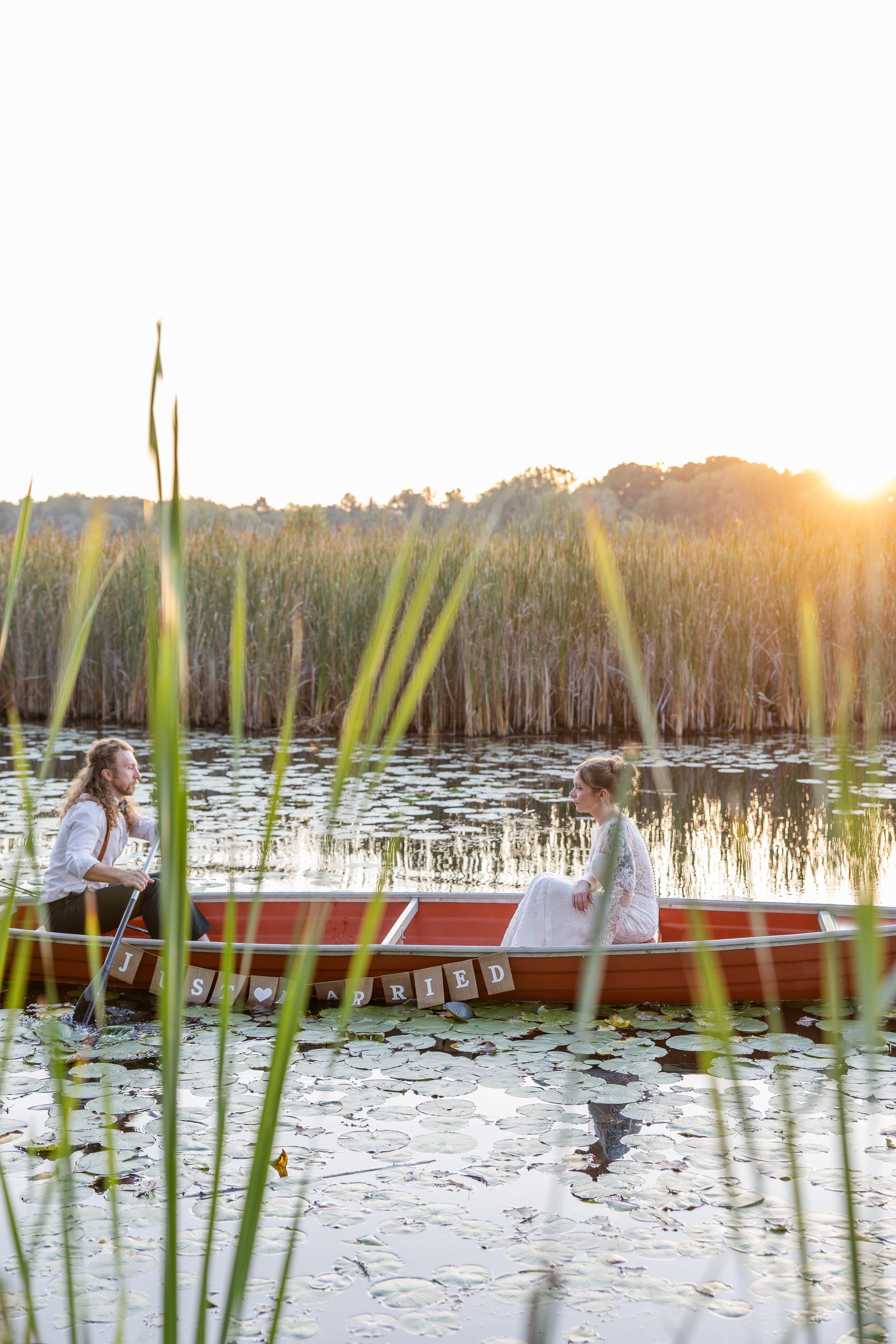 A Lakeside Wedding in Perry, Michigan: Emily and Nick's Unique Celebration