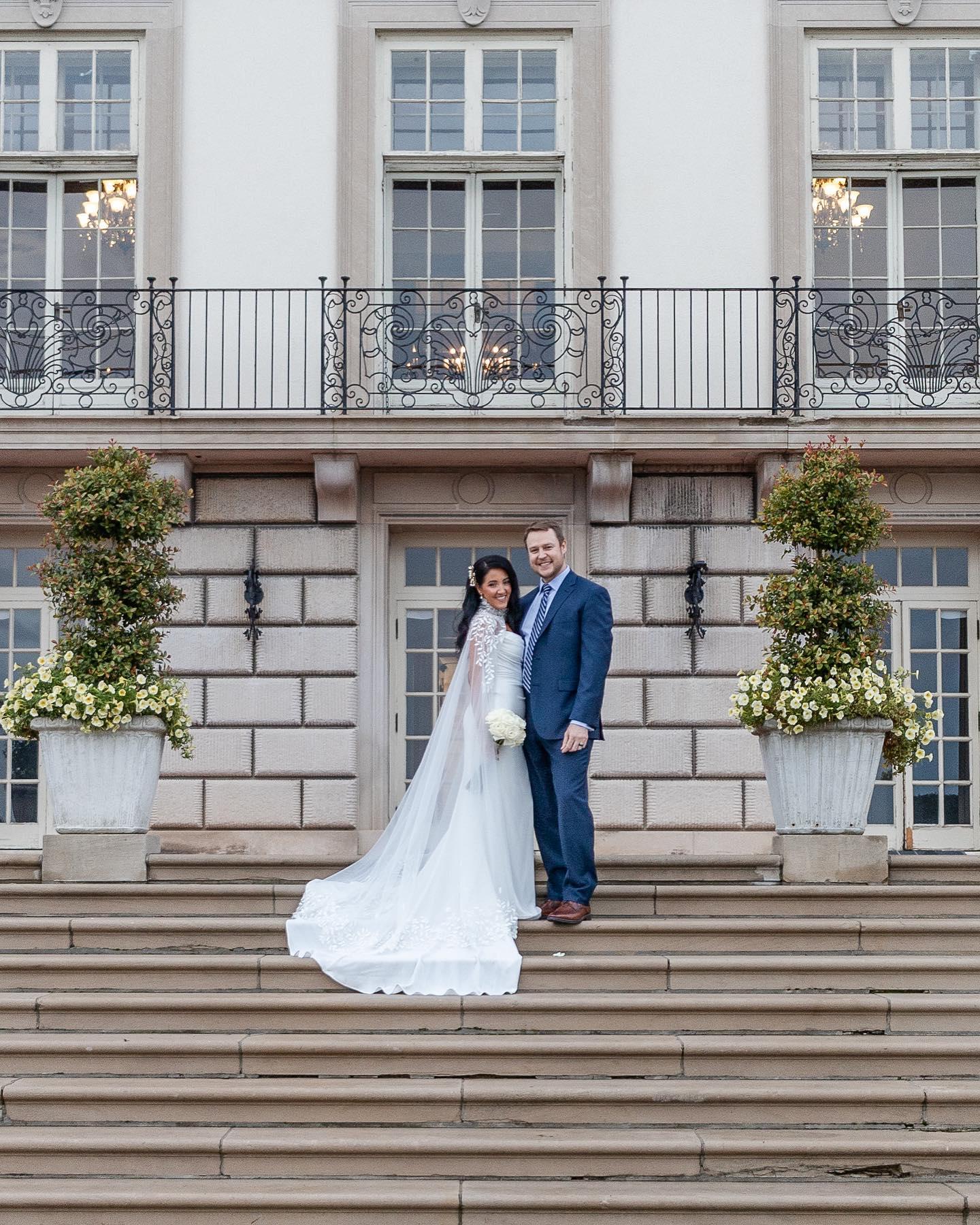 Grosse Pointe War Memorial Wedding: Afton and Ryan