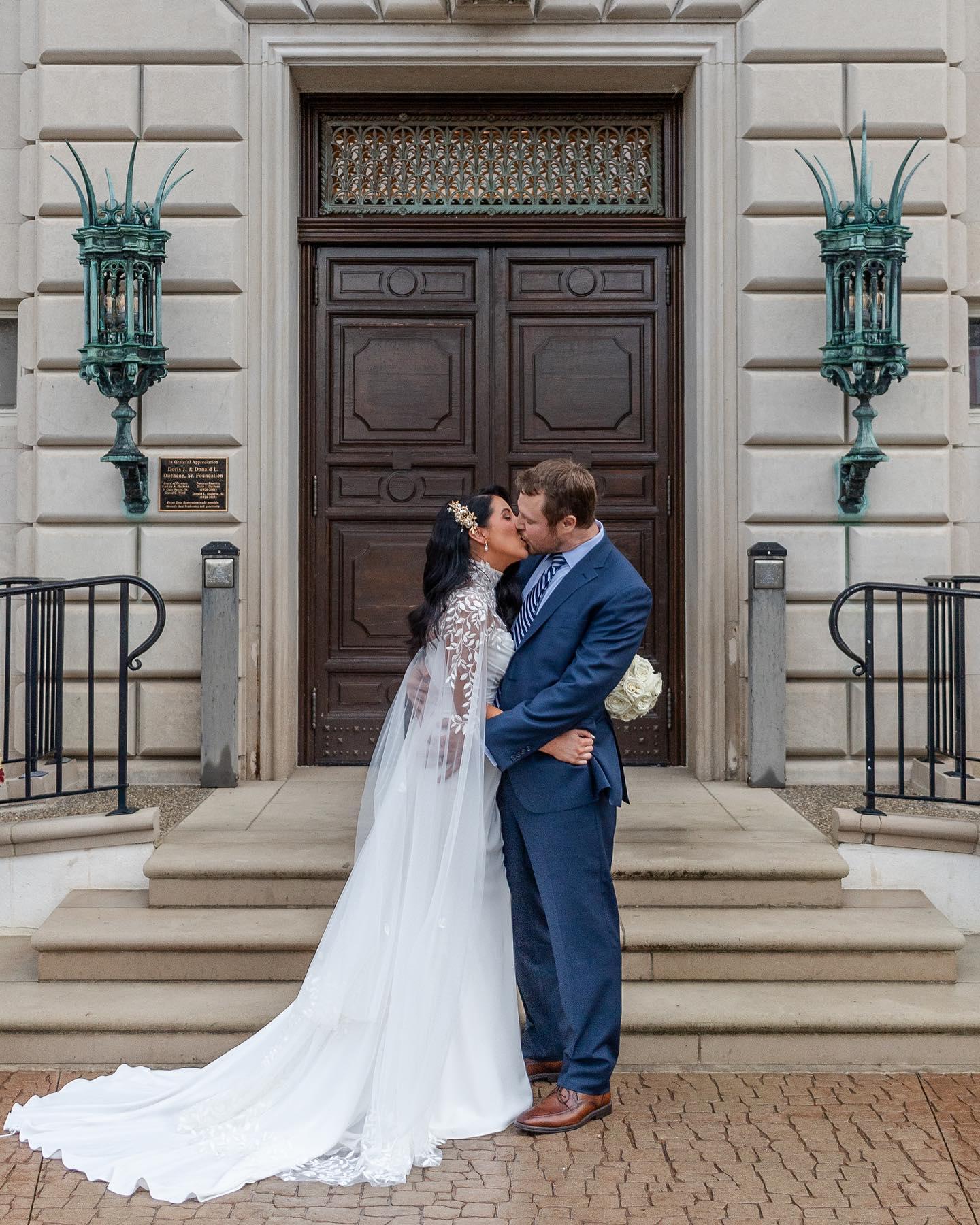 Grosse Pointe War Memorial Wedding: Afton and Ryan