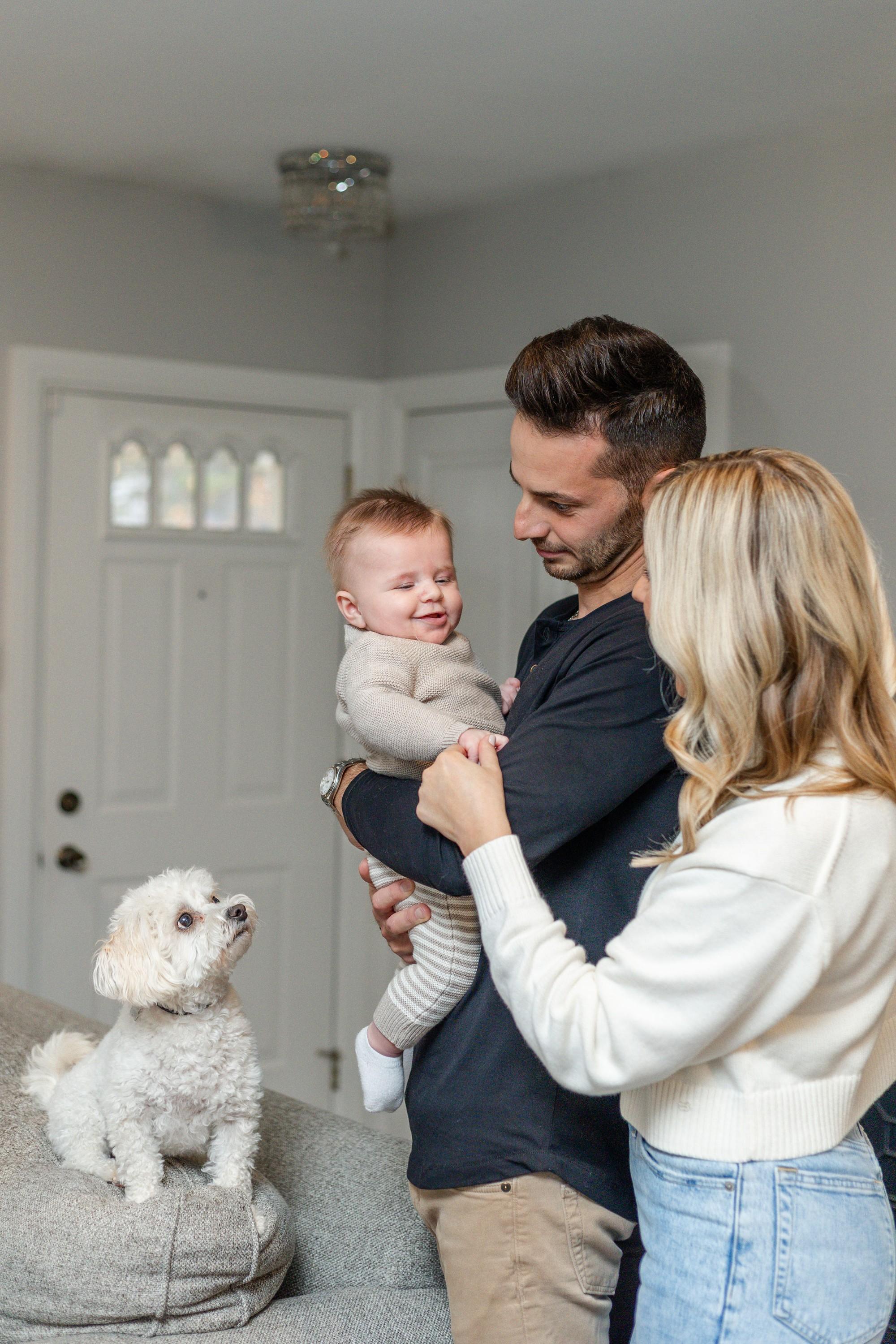 Embracing the Coziness: In-Home Photography Sessions in Winter