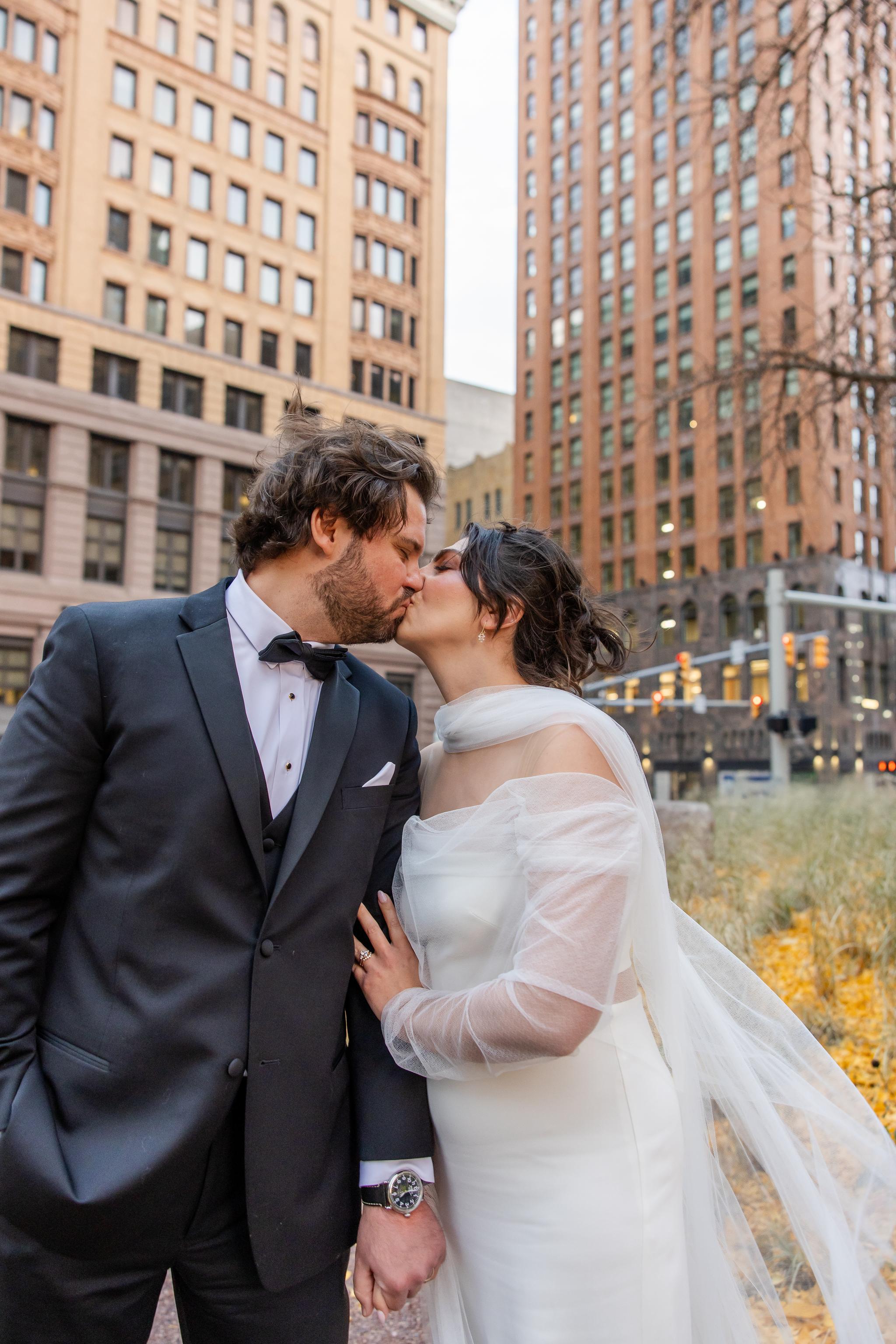 A Day to Remember: Lydia and Michael's Downtown Detroit Wedding
