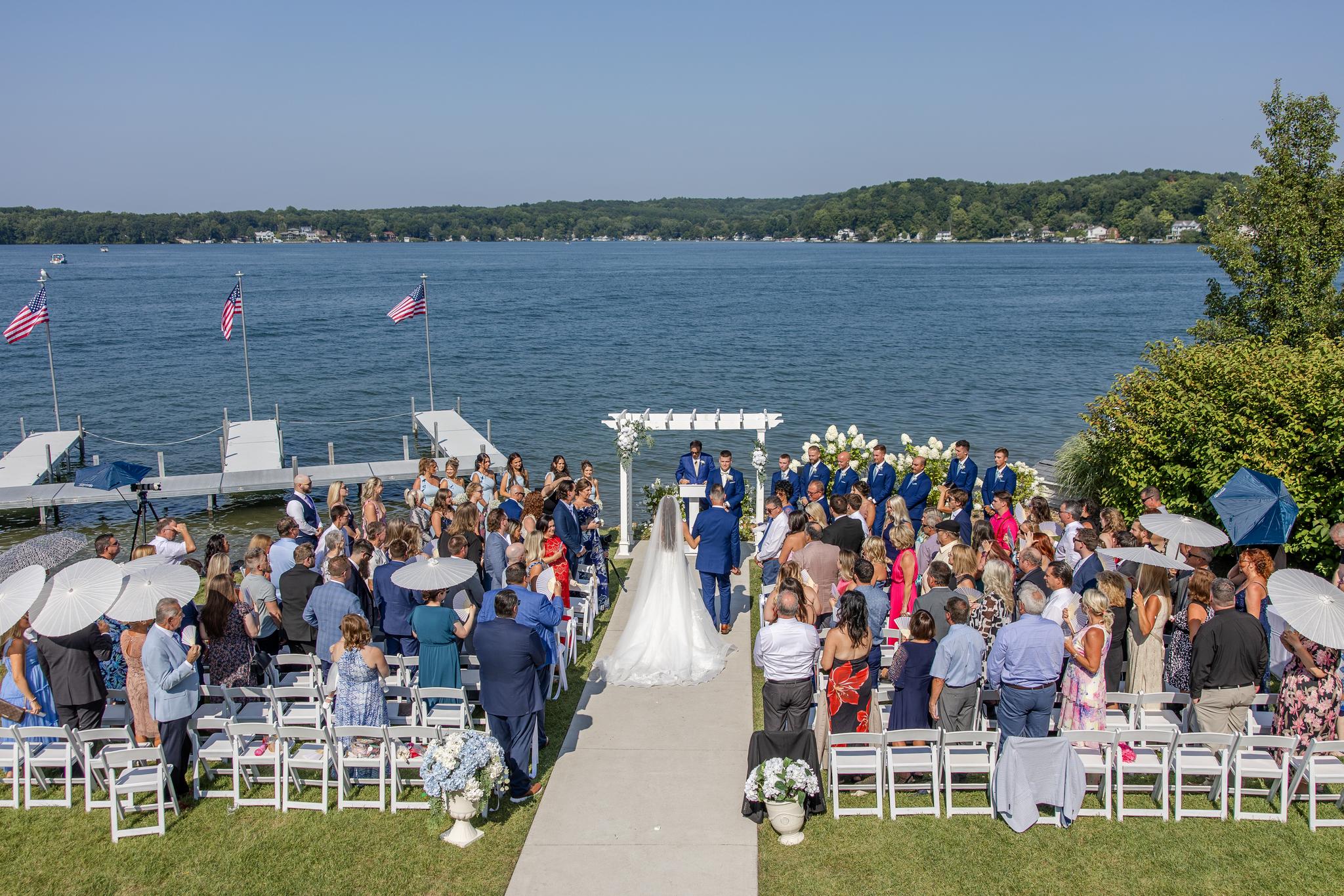A Wedding to Remember at Bay Pointe Inn
