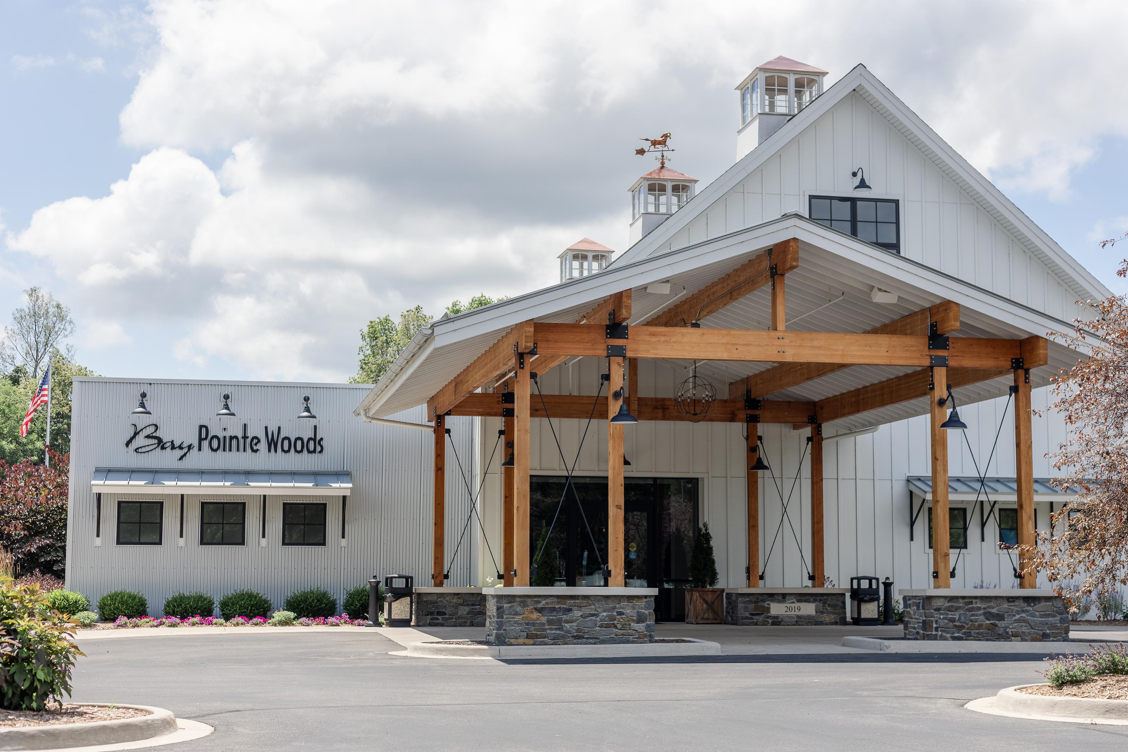 Bay Pointe Woods - A Wedding Photographer's Dream Venue