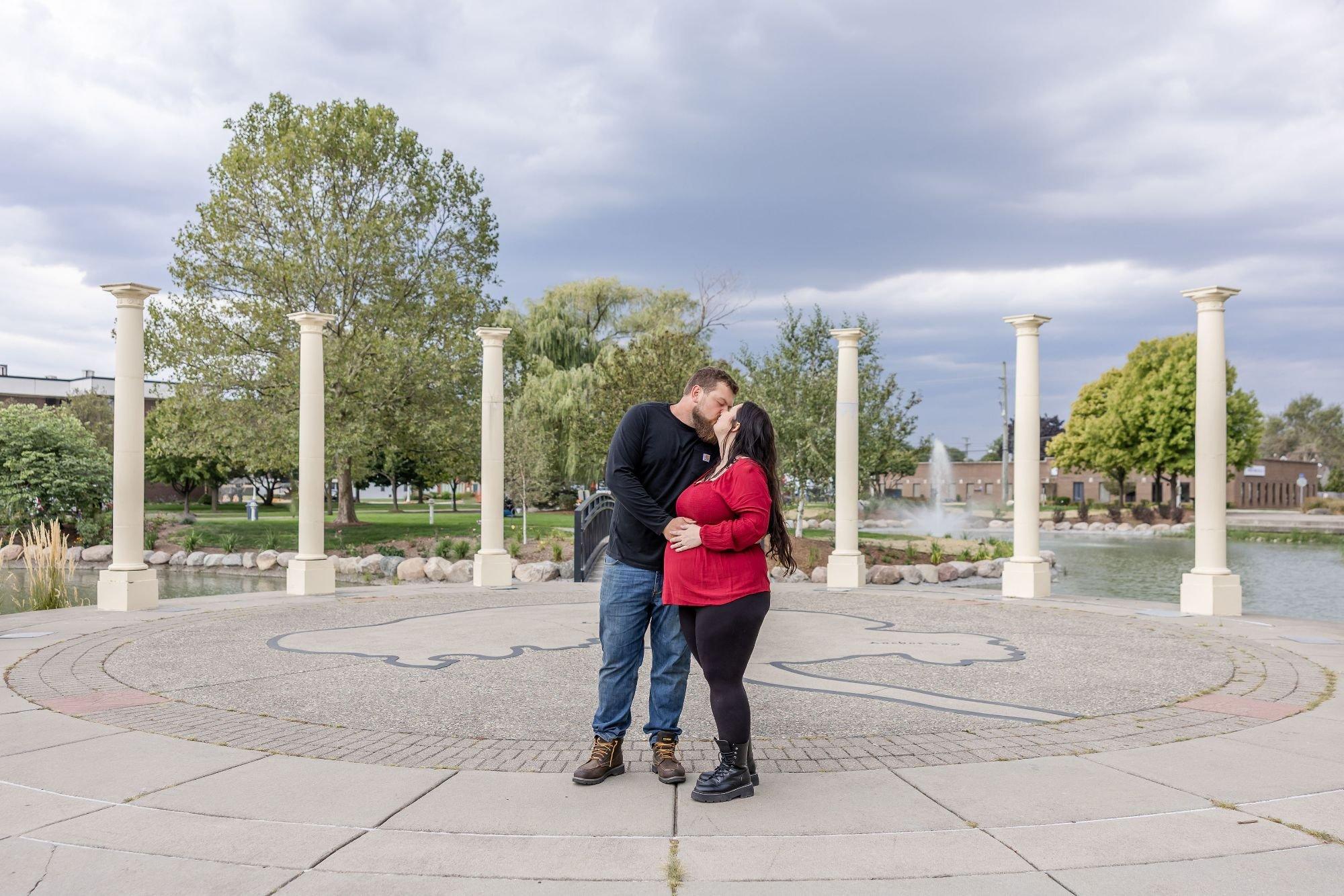 carousel-hero-element image-0