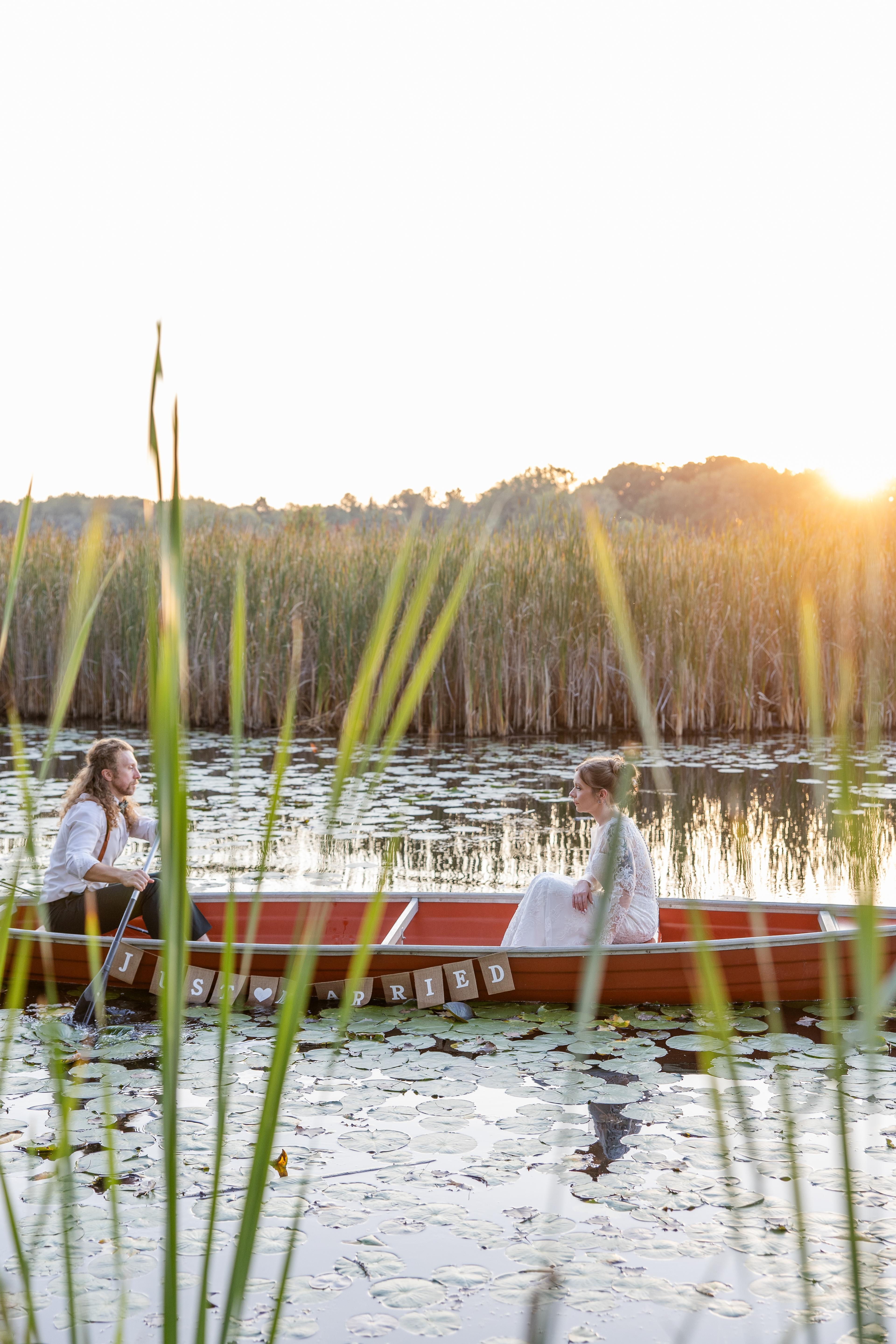 A Lakeside Wedding in Perry, Michigan: Emily and Nick's Unique Celebration