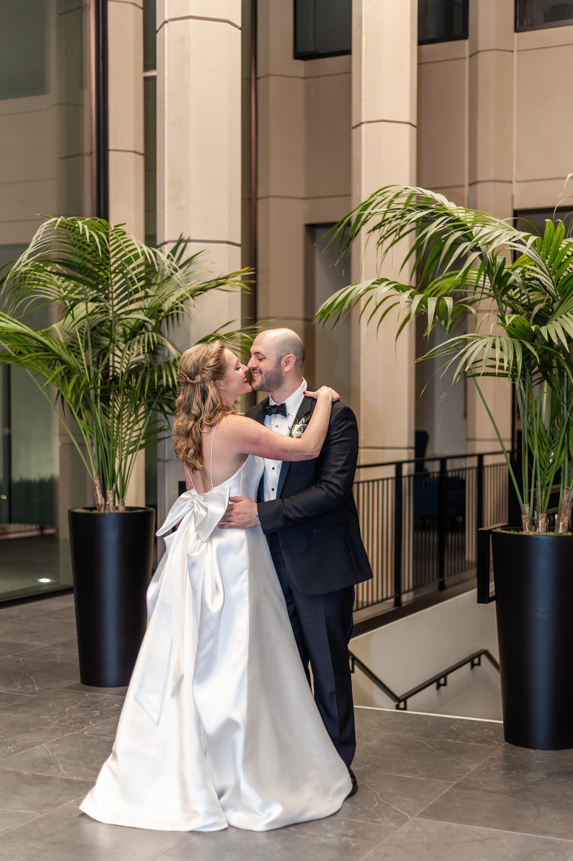 A Photographer's Review: The War Memorial Wedding Venue in Grosse Pointe, Michigan